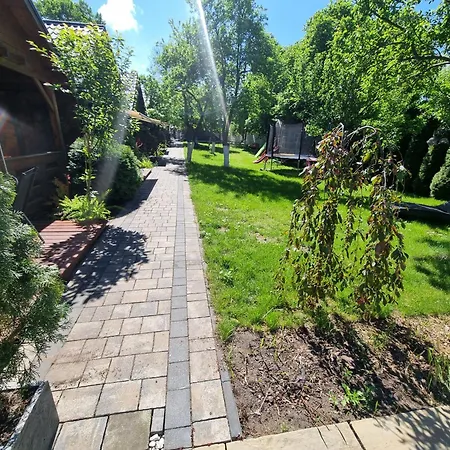 I Dom W Sadzie Z Podgrzewanym Basenem - Prywatne Jacuzzi Przy Domu Дом отдыха