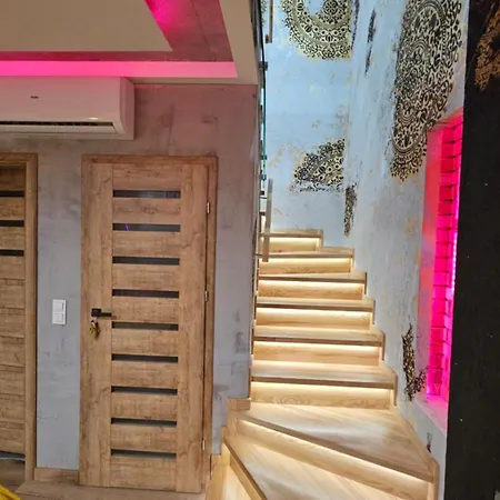 Дом отдыха I Dom W Sadzie Z Podgrzewanym Basenem - Prywatne Jacuzzi Przy Domu