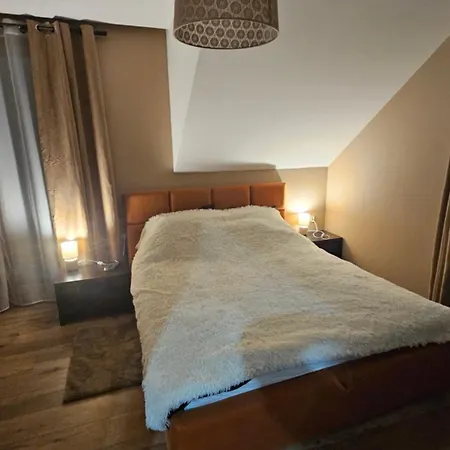 I Dom W Sadzie Z Podgrzewanym Basenem - Prywatne Jacuzzi Przy Domu Сasa de vacaciones