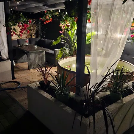 Сasa de vacaciones I Dom W Sadzie Z Podgrzewanym Basenem - Prywatne Jacuzzi Przy Domu *