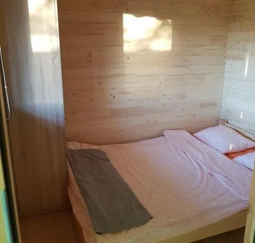 Tatil Evi I Dom W Sadzie Z Podgrzewanym Basenem - Prywatne Jacuzzi Przy Domu