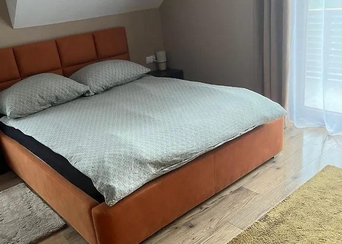 I Dom W Sadzie Z Podgrzewanym Basenem - Prywatne Jacuzzi Przy Domu *