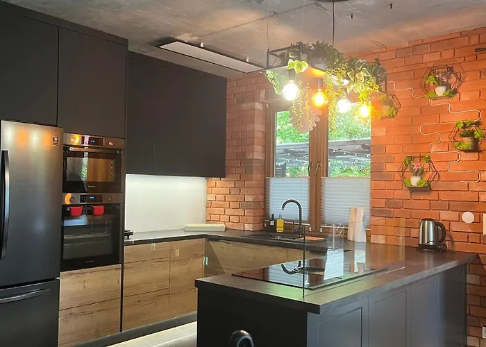 I Dom W Sadzie Z Podgrzewanym Basenem - Prywatne Jacuzzi Przy Domu Tatil Evi