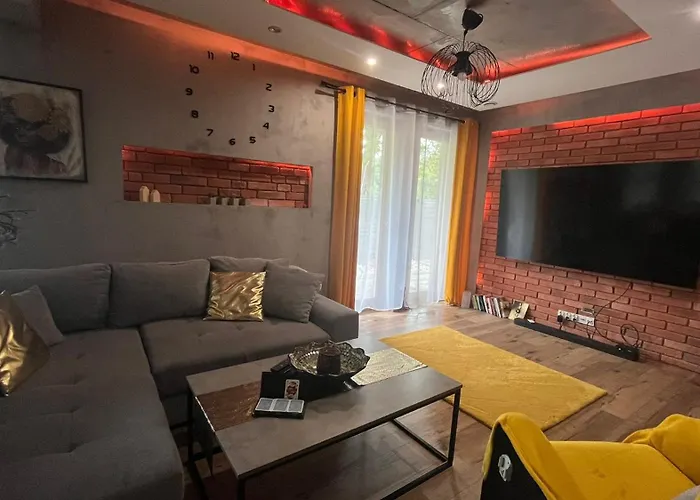 Tatil Evi I Dom W Sadzie Z Podgrzewanym Basenem - Prywatne Jacuzzi Przy Domu